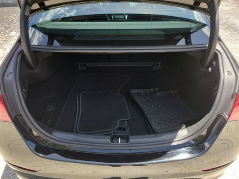 Used 2025 Mercedes-Benz C 300 4MATIC Sedan image 9