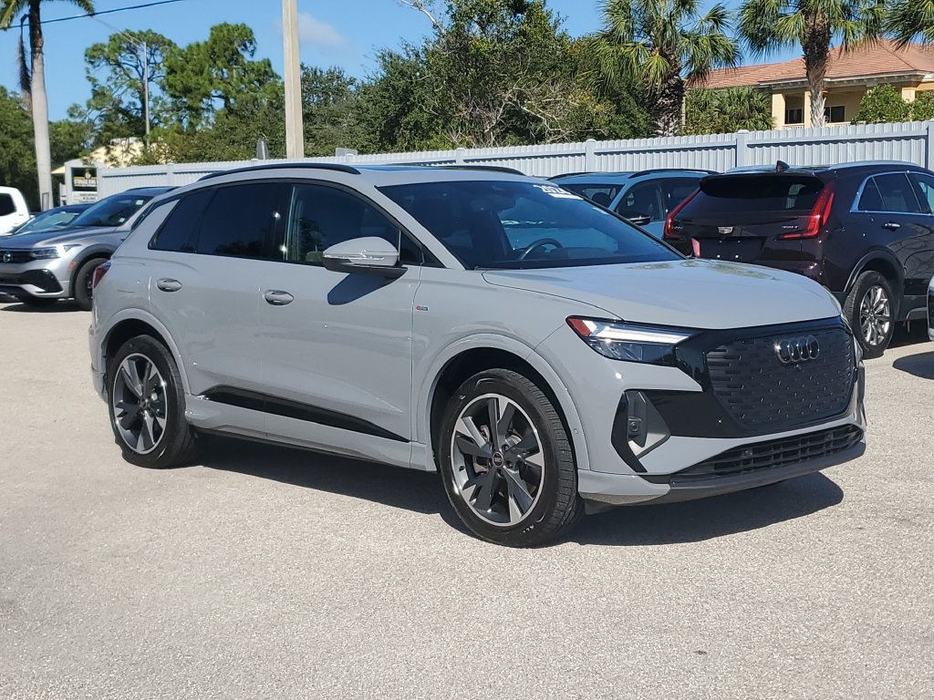 Certified 2024 Audi Q4 e-tron Premium Plus w/ Premium Plus AWD/4WD image 2