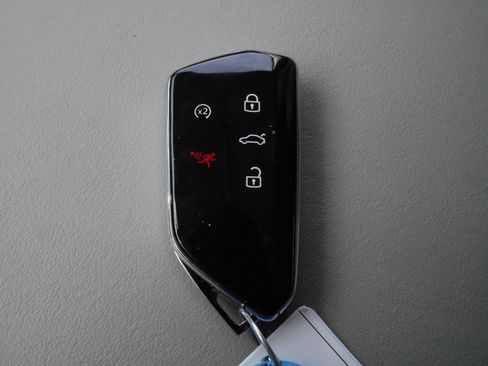 Certified 2025 Volkswagen Atlas SEL Premium R-Line AWD/4WD image 30