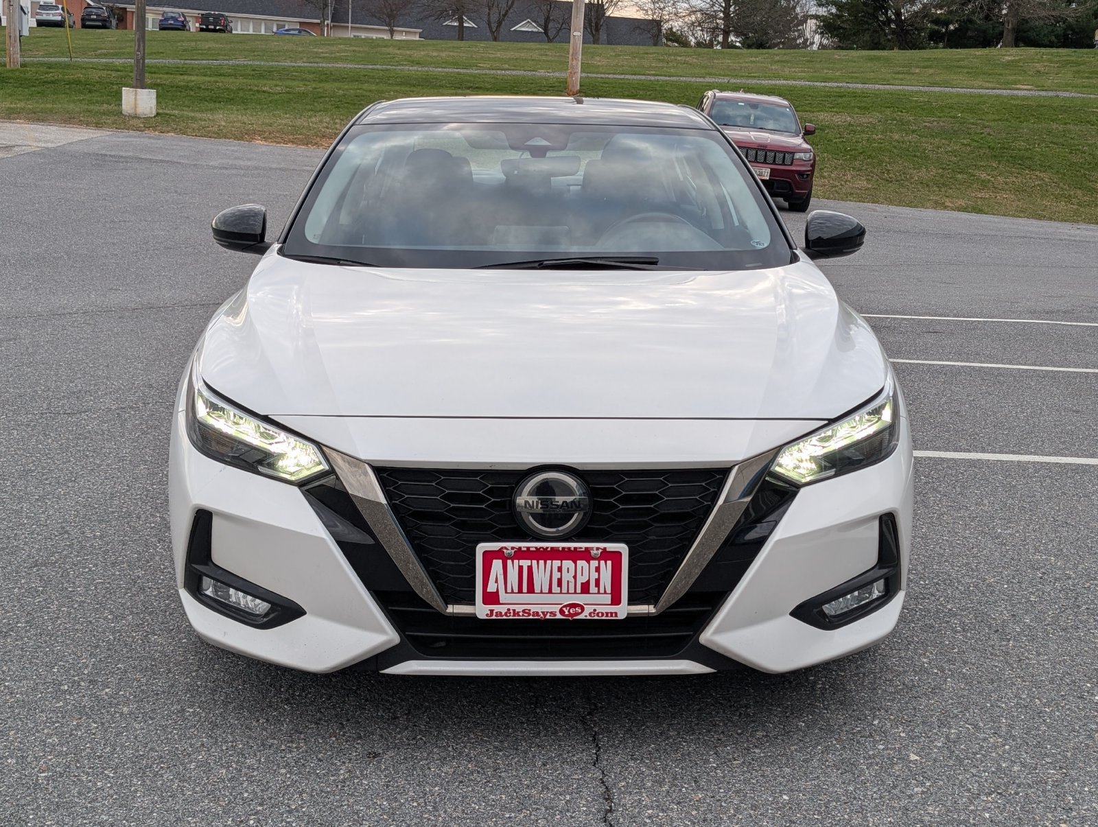 Used 2023 Nissan Sentra SR w/ Electronics Package FWD image 8