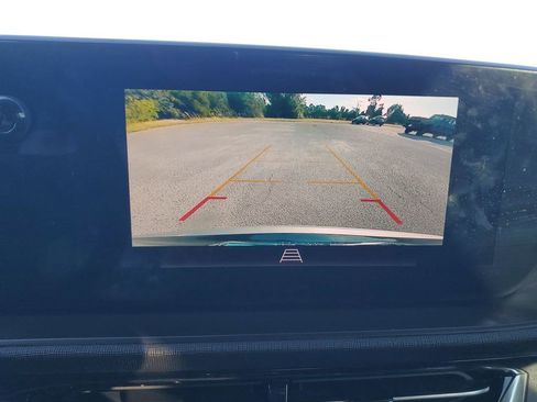 Certified 2024 Buick Envista Sport Touring w/ Convenience I Package image 31