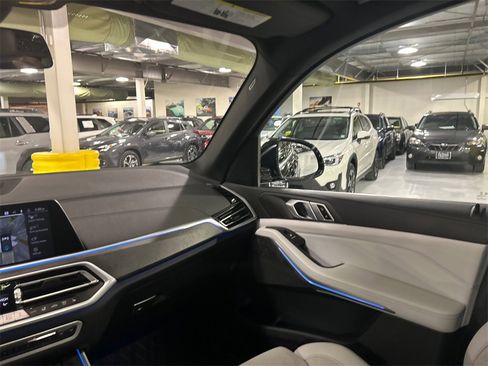 Used 2023 BMW X5 xDrive45e w/ Climate Comfort Package image 23