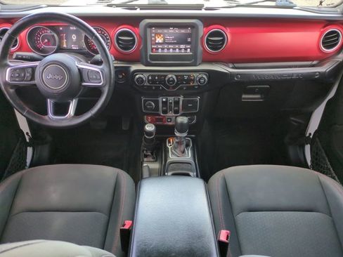 Used 2018 Jeep Wrangler Unlimited Rubicon w/ Cold Weather Group image 15