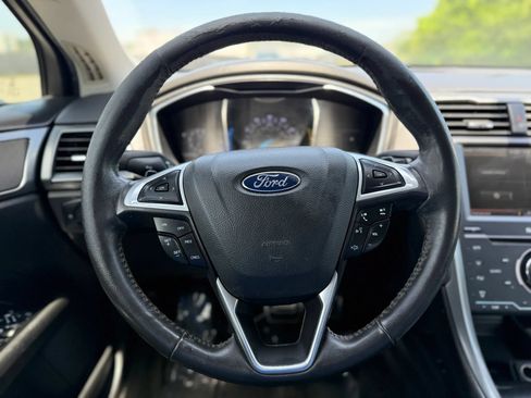 Used 2014 Ford Fusion Titanium AWD/4WD image 25