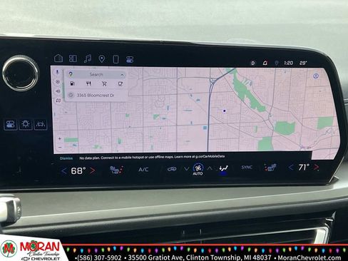 Certified 2024 Chevrolet Traverse LT w/ Trailering Package image 19