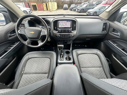 Used 2019 Chevrolet Colorado Z71 AWD/4WD image 24