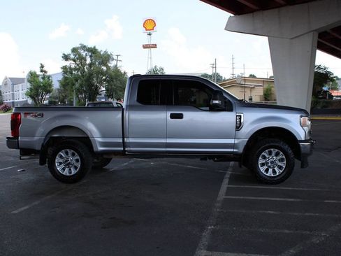Used 2022 Ford F250 XLT w/ XLT Value Package AWD/4WD image 5