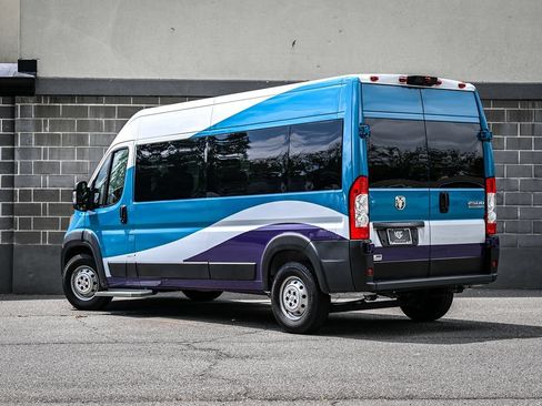 Used 2023 RAM ProMaster 2500 FWD image 4