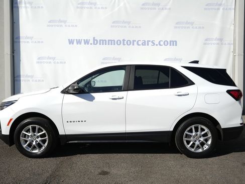 Used 2023 Chevrolet Equinox LS w/ LS Convenience Package AWD/4WD image 8