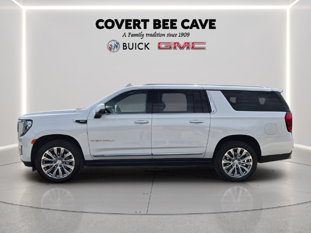 Used 2023 GMC Yukon XL Denali w/ Max Trailering Package AWD/4WD image 4