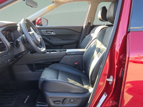 Used 2023 Nissan Rogue Platinum w/ Platinum Premium Package AWD/4WD image 9