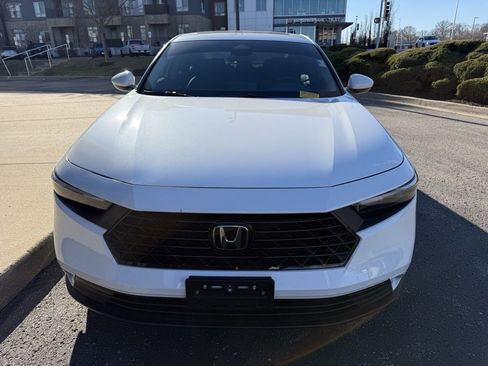 Used 2024 Honda Accord EX image 3