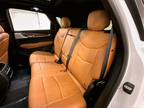 Used 2023 Cadillac XT5 Premium Luxury image 23