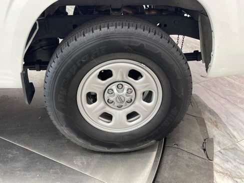 Used 2022 Nissan Frontier S image 47