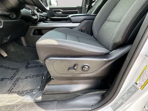 Used 2023 RAM 1500 Big Horn AWD/4WD image 18