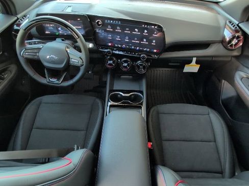 New 2026 Chevrolet Blazer EV RS image 5