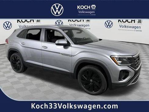 New 2026 Volkswagen Atlas Cross Sport SE AWD/4WD image 1