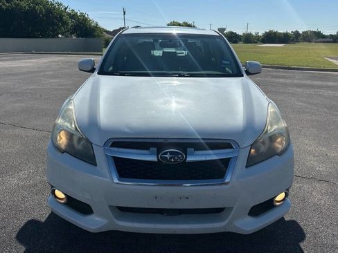 Used 2013 Subaru Legacy 2.5i Limited AWD/4WD image 4