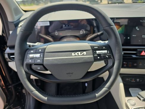 New 2026 Kia Sportage EX FWD image 29