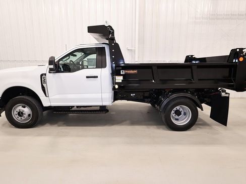 New 2025 Ford F350 XL w/ XL Chrome Package image 6