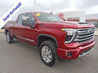 Used 2024 Chevrolet Silverado 2500 High Country w/ High Country Premium Package AWD/4WD video 1