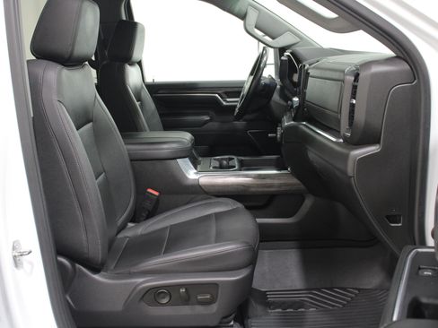 Used 2024 Chevrolet Silverado 2500 LTZ w/ LTZ Convenience Package AWD/4WD image 26