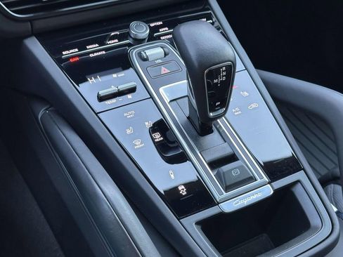 Certified 2023 Porsche Cayenne Turbo image 30