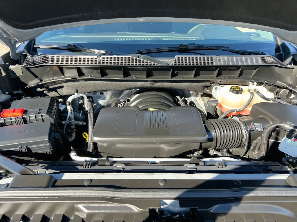 Used 2025 Chevrolet Silverado 1500 RST AWD/4WD image 29