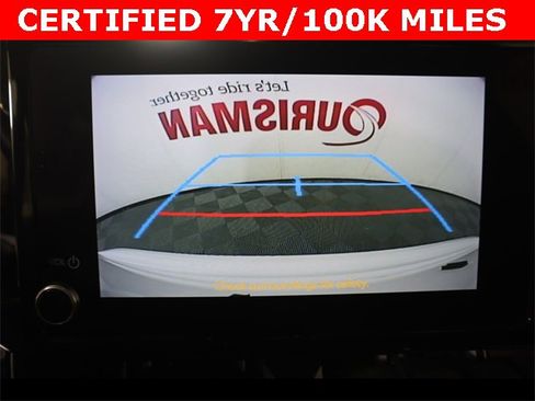 Used 2025 Toyota Corolla LE image 24