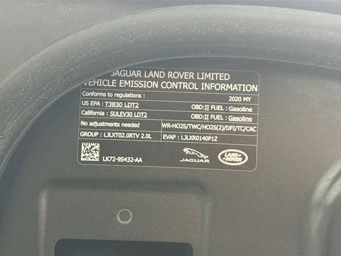 Used 2020 Land Rover Range Rover Evoque R-Dynamic SE image 16