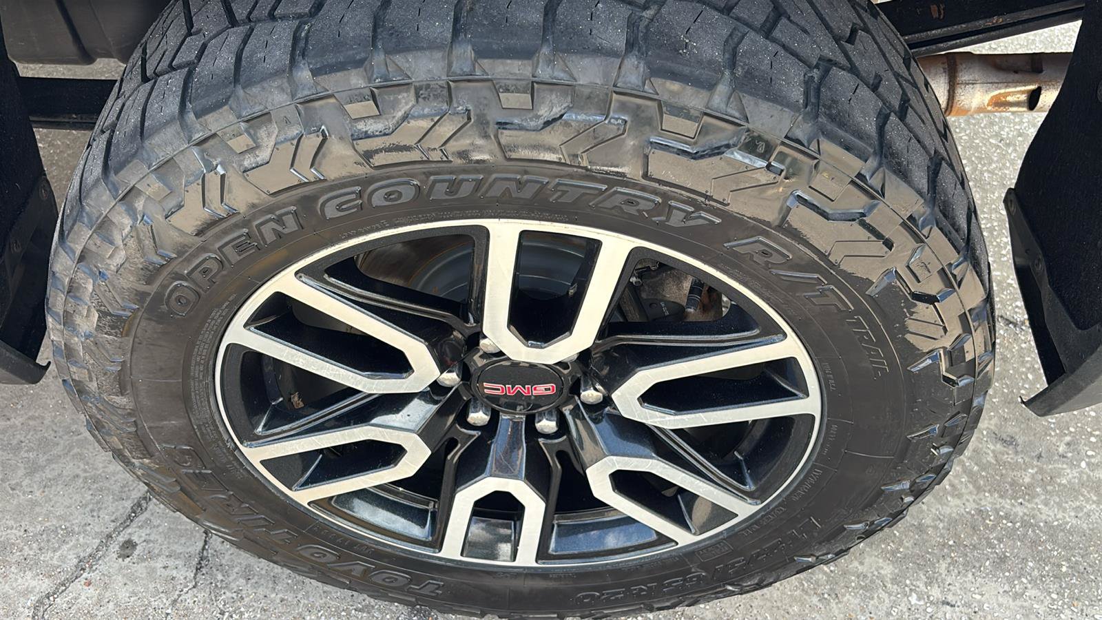 Used 2023 GMC Sierra 1500 AT4 w/ AT4 Premium Package AWD/4WD image 13