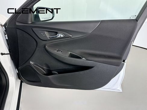 Used 2024 Chevrolet Malibu LT FWD image 34