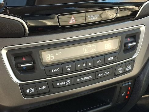 Used 2022 Honda Pilot EX-L image 18