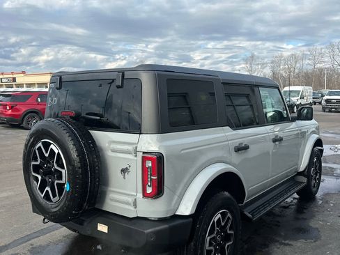 New 2026 Ford Bronco Outer Banks image 4