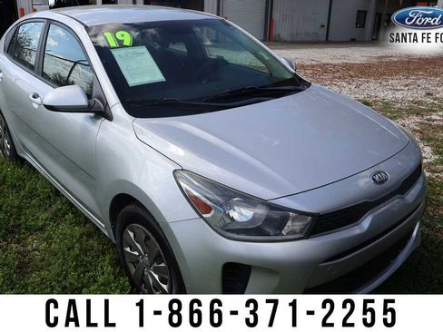 Used 2019 Kia Rio LX image 5