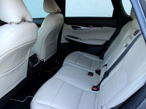 Used 2020 INFINITI QX50 Luxe w/ Navigation Package image 13