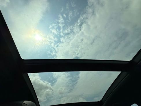 Used 2023 Mercedes-Benz GLS 450 4MATIC image 21