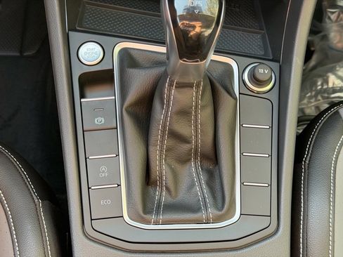 New 2025 Volkswagen Jetta SE image 31