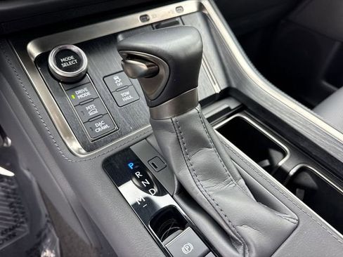 Used 2024 Lexus GX 550 AWD/4WD image 20