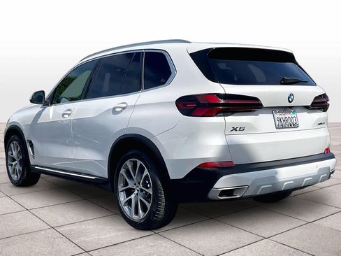 Used 2024 BMW X5 xDrive40i w/ Premium Package AWD/4WD image 15