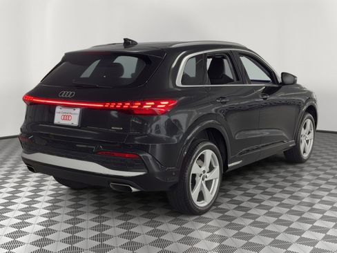 Certified 2025 Audi Q5 Premium w/ Premium Plus AWD/4WD image 9