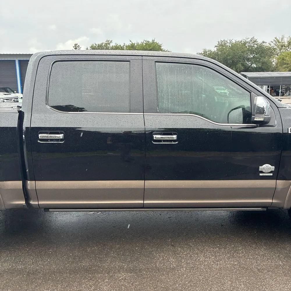 Used 2017 Ford F150 King Ranch w/ Equipment Group 601A Luxury AWD/4WD image 11
