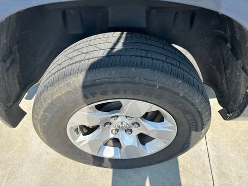 Used 2021 RAM 1500 Big Horn AWD/4WD image 17