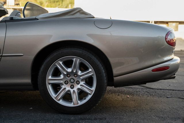 Used 2000 Jaguar XK8 Convertible RWD image 5