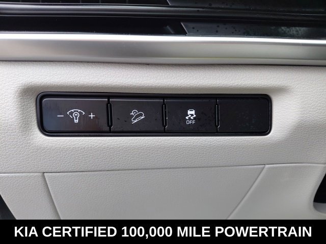 Certified 2024 Kia Telluride S w/ S Sunroof Package FWD image 19