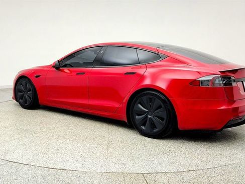 Used 2021 Tesla Model S Plaid image 7