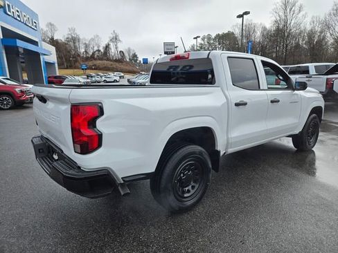 Used 2023 Chevrolet Colorado W/T image 7