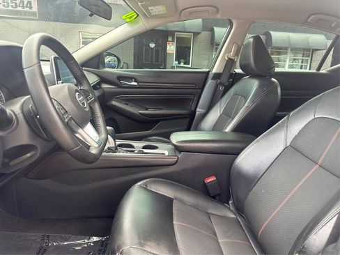 Used 2020 Nissan Altima 2.5 SR FWD image 9