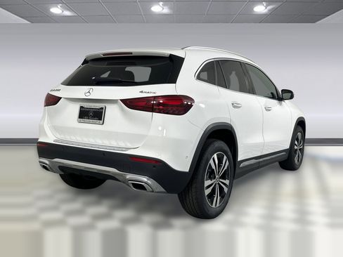 Certified 2025 Mercedes-Benz GLA 250 4MATIC image 8