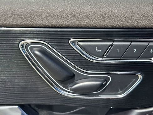 Used 2023 Lincoln Corsair FWD image 18